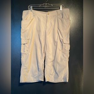 Columbia Women's Shorts Size 14